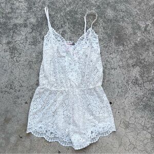 NWT Victoria’s Secret Sexy Lace Cream Romper size medium intimates sleepwear